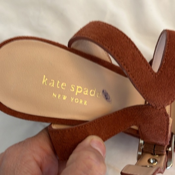 Kate Spade  Suede Wedge
Sandals Color is Coral Called  Dark Tawny Size 7.5 - Picture 11 of 17